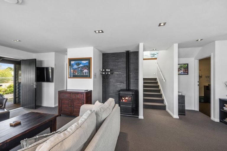 Photo of property in 134 Kenrigg Road, Kinloch, Taupo, 3377