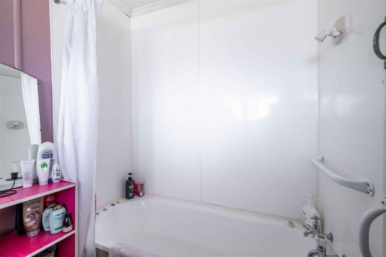 Photo of property in 8a Manapouri Street, Strathern, Invercargill, 9812