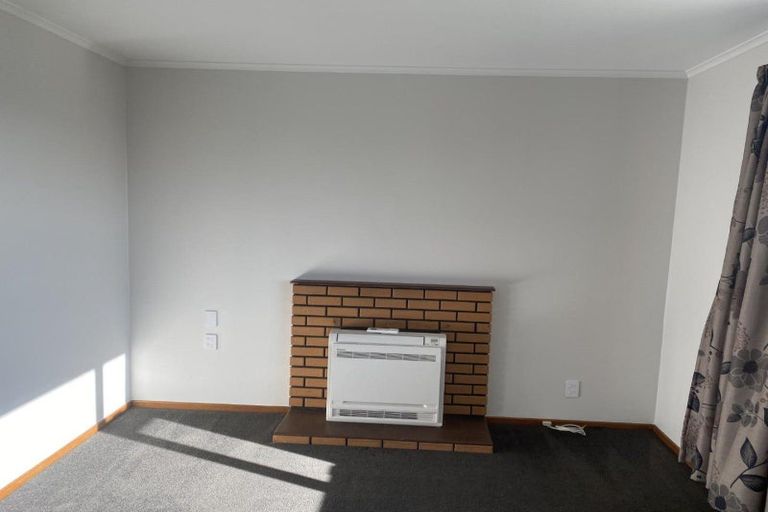 Photo of property in 239 Huatoki Street, Upper Vogeltown, New Plymouth, 4310