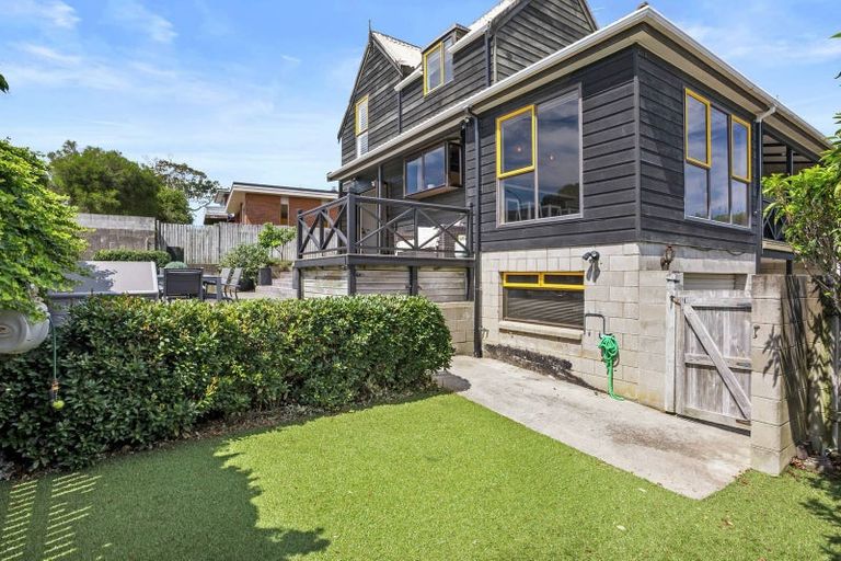 Photo of property in 1/21 Clovelly Road, Bucklands Beach, Auckland, 2012