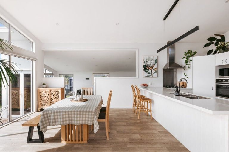 Photo of property in 29 Oriental Parade, Papamoa Beach, Papamoa, 3118