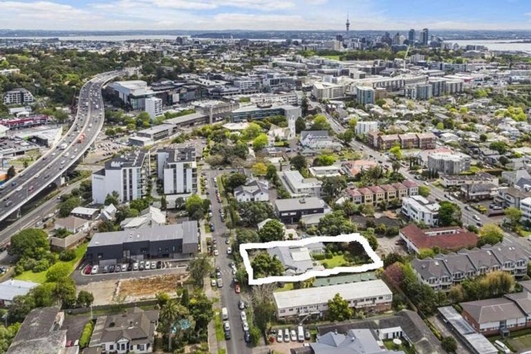 Photo of property in 3/9 Macmurray Road, Remuera, Auckland, 1050