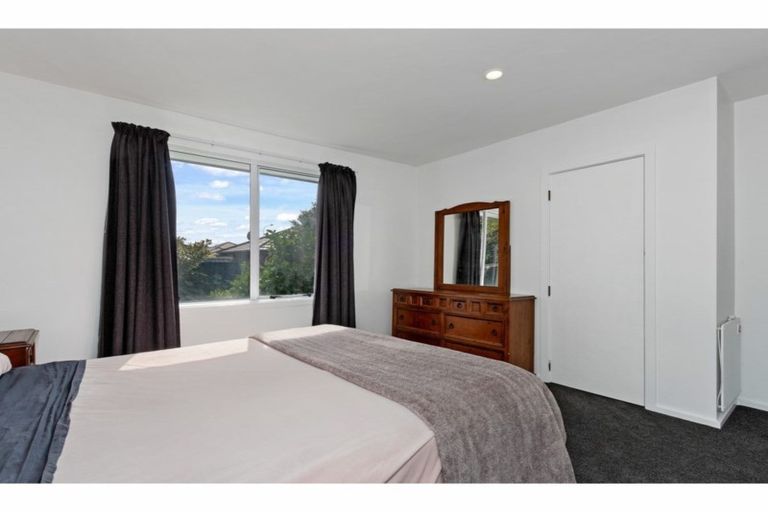 Photo of property in 9 Oakhampton Street, Hornby, Christchurch, 8042