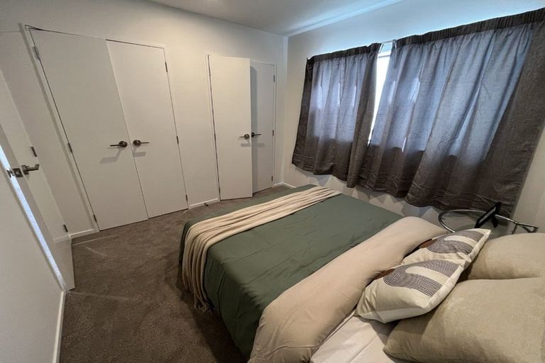 Photo of property in 1/535 Swanson Road, Ranui, Auckland, 0612