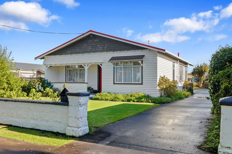 Photo of property in 24 Richmond Street, Fitzroy, New Plymouth, 4312
