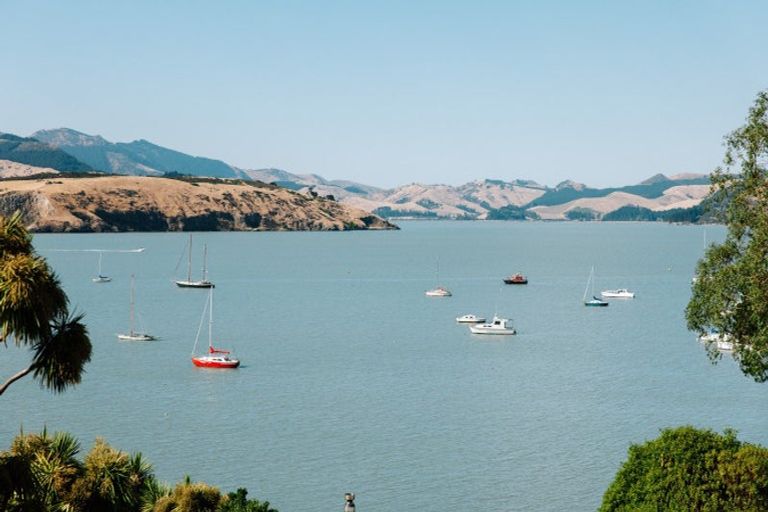 Photo of property in 2 Cass Bay Place, Cass Bay, Lyttelton, 8082