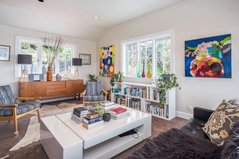 Photo of property in 12 Frandi Street, Thorndon, Wellington, 6011