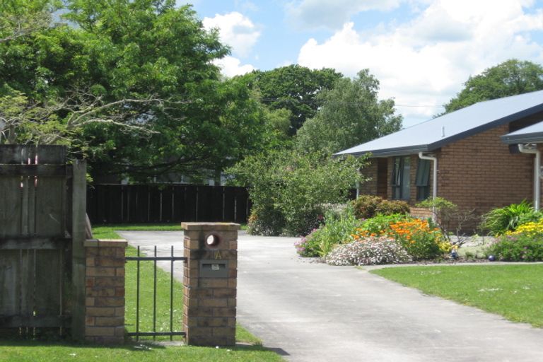 Photo of property in 1 Hunt Grove, Leamington, Cambridge, 3432