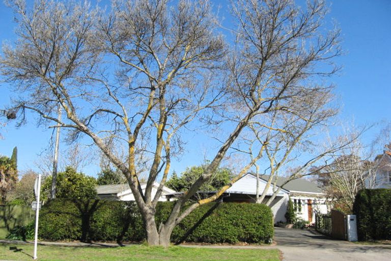 Photo of property in 130 Te Mata Road, Havelock North, 4130