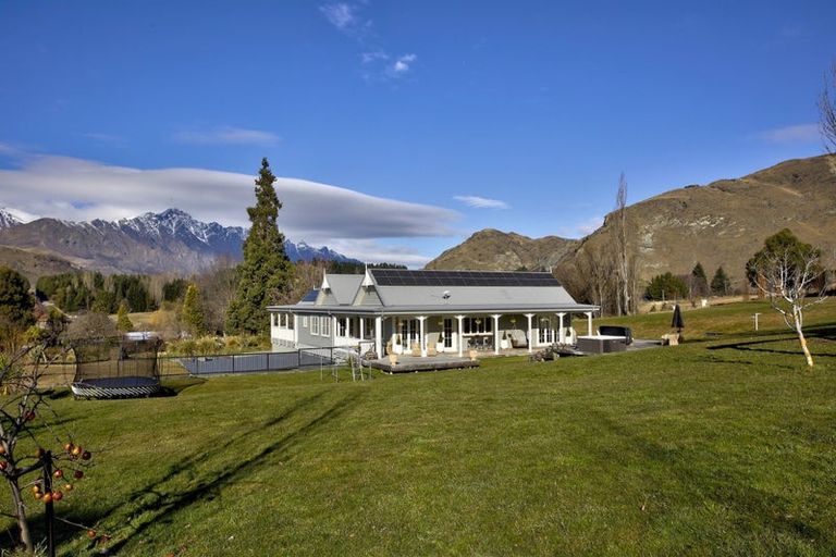 Photo of property in 279 Littles Road, Dalefield, Queenstown, 9371