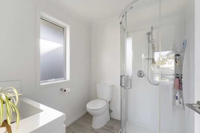 Photo of property in 2 Olivias Place, Stoke, Nelson, 7011