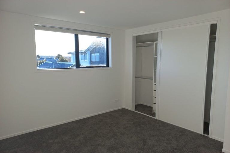 Photo of property in 4/22 Yeovil Road, Te Atatu Peninsula, Auckland, 0610