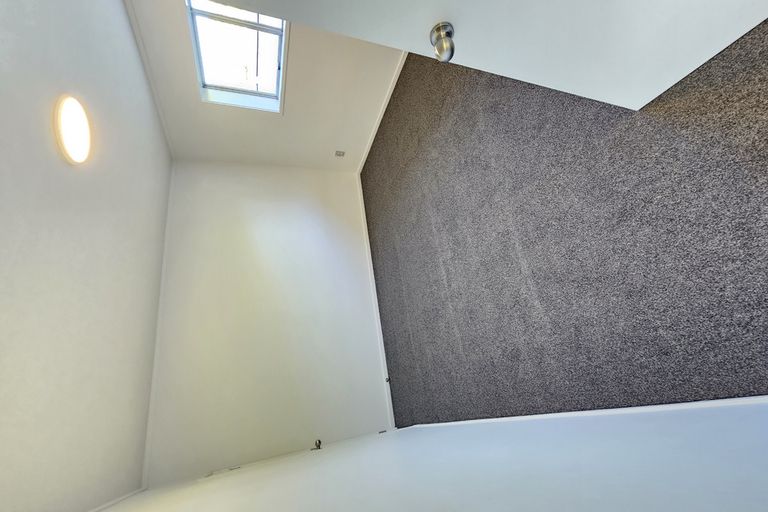 Photo of property in 1/29 Garelja Road, Henderson, Auckland, 0612