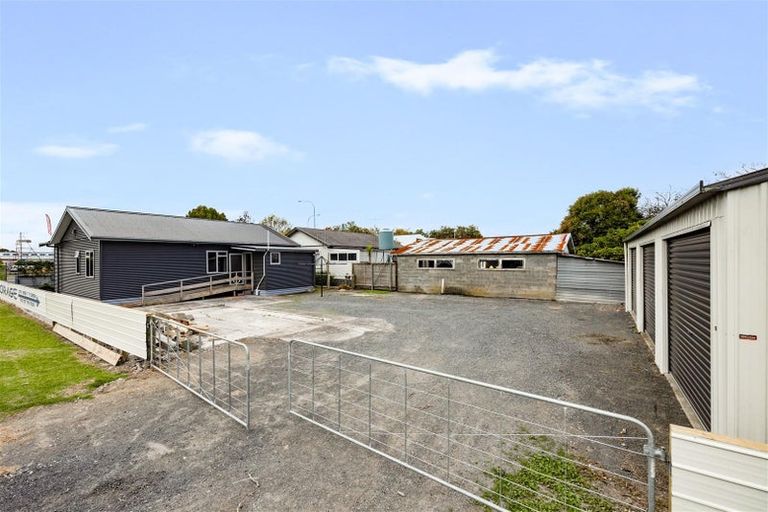 Photo of property in 95 Orchard West Road, Ngatea, 3503