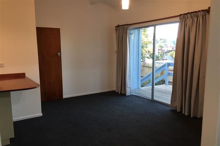 Photo of property in 38 D'oyly Drive, Stanmore Bay, Whangaparaoa, 0932