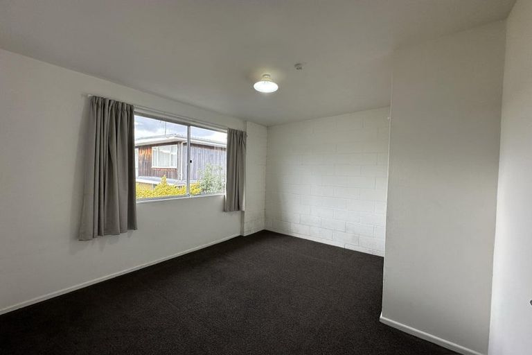 Photo of property in 1/158 Kings Crescent, Hutt Central, Lower Hutt, 5010