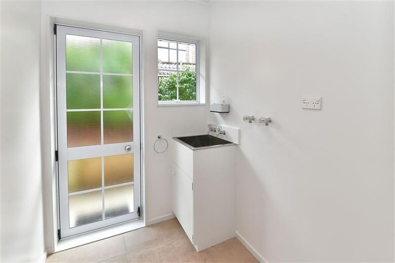 Photo of property in 2b Layton Road, Manly, Whangaparaoa, 0930