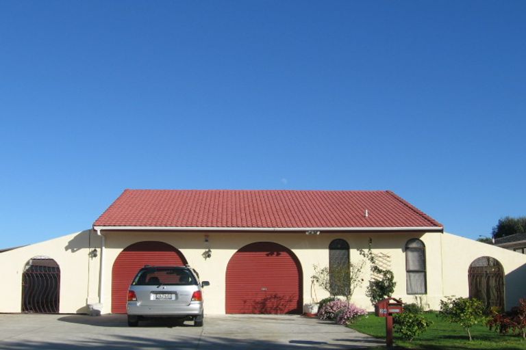 Photo of property in 24 Winton Street, Paraparaumu Beach, Paraparaumu, 5032