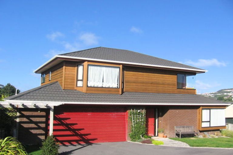 Photo of property in 14 Swinford Crescent, Johnsonville, Wellington, 6037