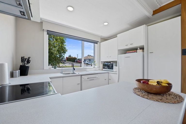 Photo of property in 98 Frank Street, Gore, 9710