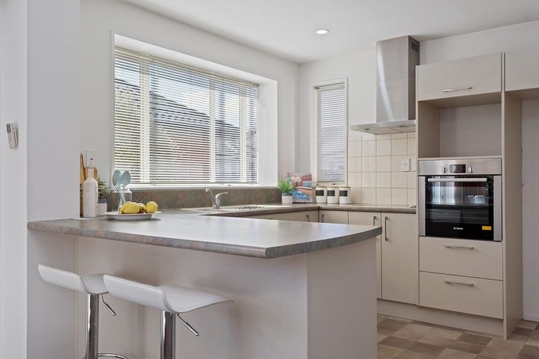 Photo of property in 3/68 Peer Street, Upper Riccarton, Christchurch, 8041