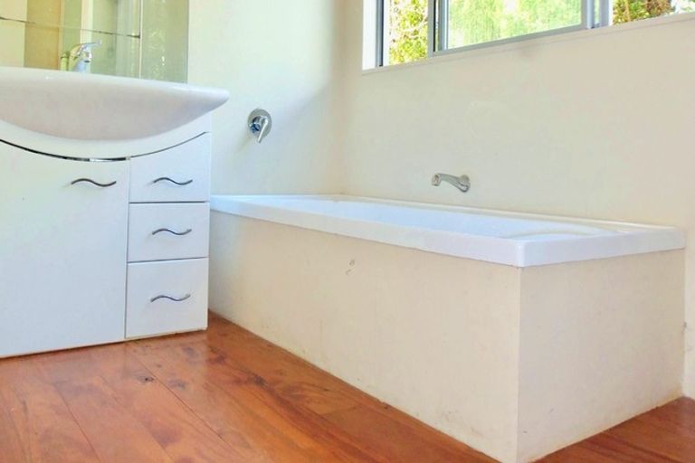 Photo of property in 66 Regency Park Drive, Gulf Harbour, Whangaparaoa, 0930