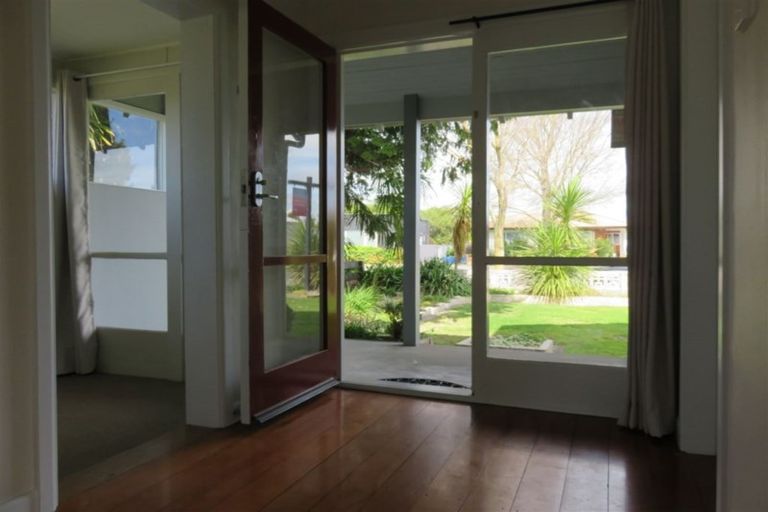 Photo of property in 804 Heretaunga Street East, Parkvale, Hastings, 4122