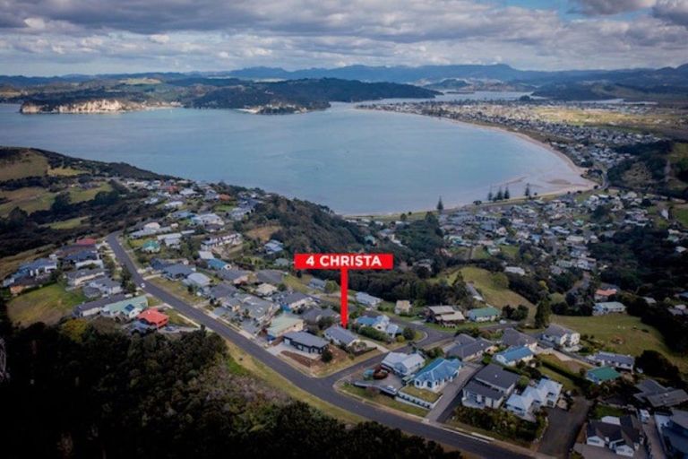 Photo of property in 4 Christa Court, Whitianga, 3510