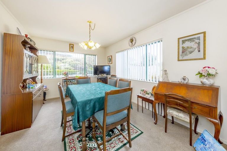 Photo of property in 5 Rathmar Drive, Manurewa, Auckland, 2105