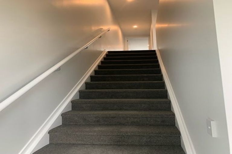 Photo of property in 14 Kaiwawao Lane, Hobsonville, Auckland, 0616