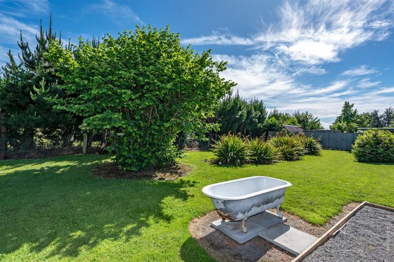 Photo of property in 5 Cross Street, Coalgate, 7673