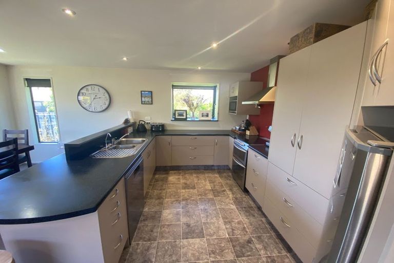 Photo of property in 42 Sunhaven Cove, Cromwell, 9310