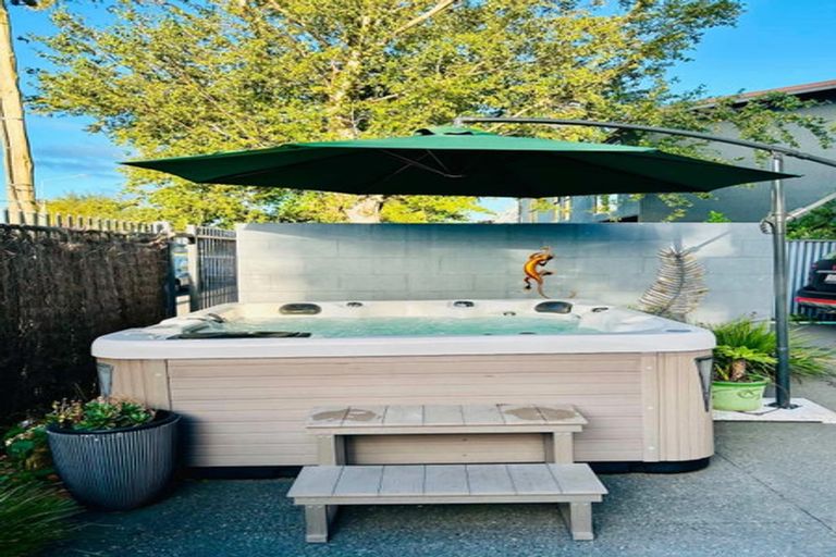 Photo of property in 3/318 Barbadoes Street, Christchurch Central, Christchurch, 8011