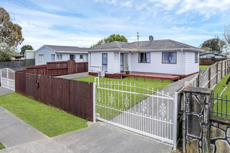 Photo of property in 5 Burundi Avenue, Clendon Park, Auckland, 2103