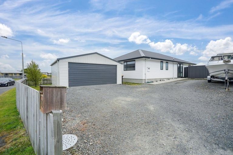 Photo of property in 90 Mavora Crescent, Heidelberg, Invercargill, 9812