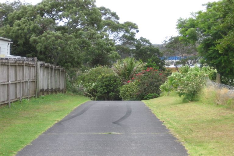 Photo of property in 2/22 O'donn Avenue, Beach Haven, Auckland, 0626