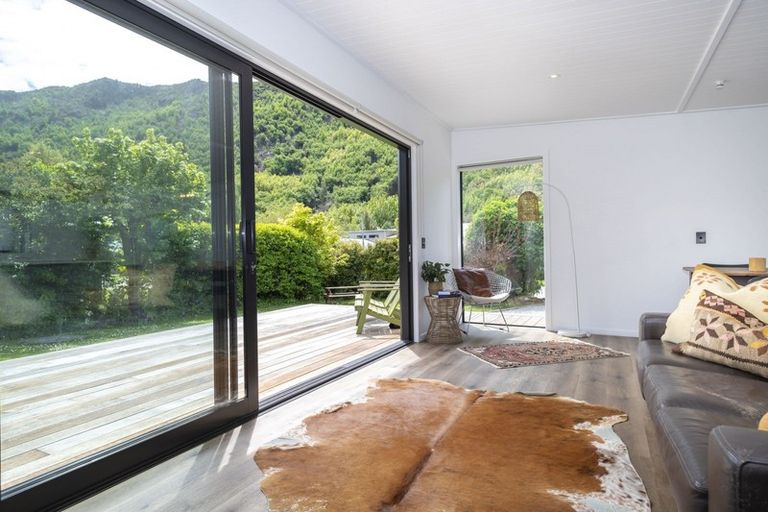 Photo of property in 26 Nairn Street, Arrowtown, 9302