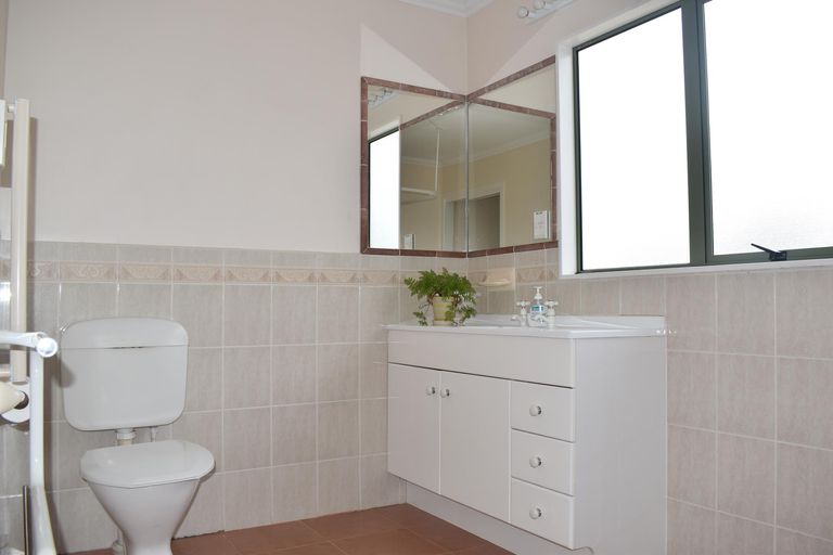 Photo of property in 225 Belvedere Road, Carterton, 5713