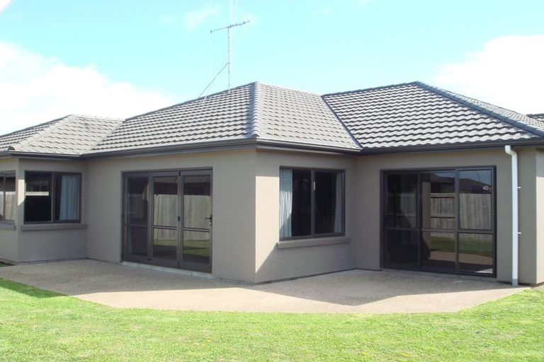 Photo of property in 6 Miers Glade, Rototuna North, Hamilton, 3210