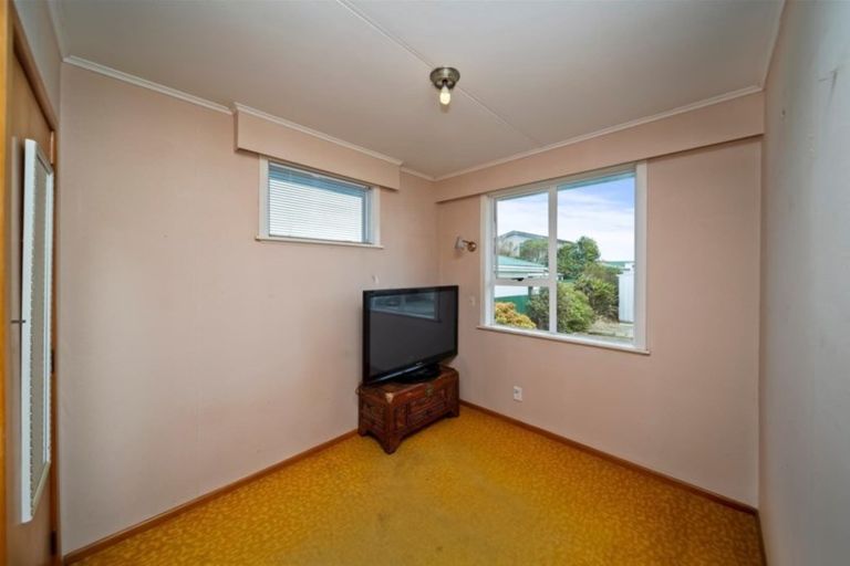 Photo of property in 15 Hunter Street, Hawera, 4610
