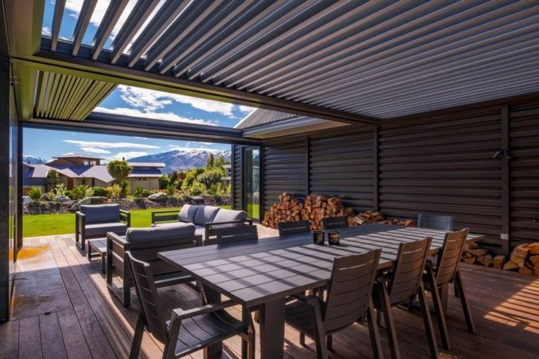 Photo of property in 6 Penrith Park Drive, Wanaka, 9305