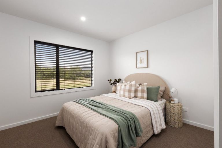 Photo of property in 60 Seven Oaks Drive, Kinloch, 3377