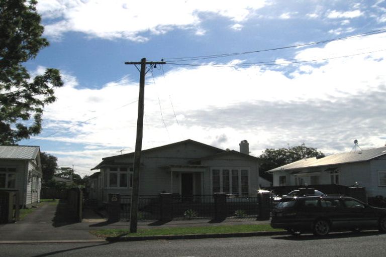 Photo of property in 40 Moa Road, Point Chevalier, Auckland, 1022