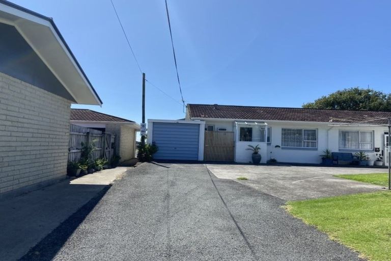 Photo of property in 28a Moulton Street, Moturoa, New Plymouth, 4310