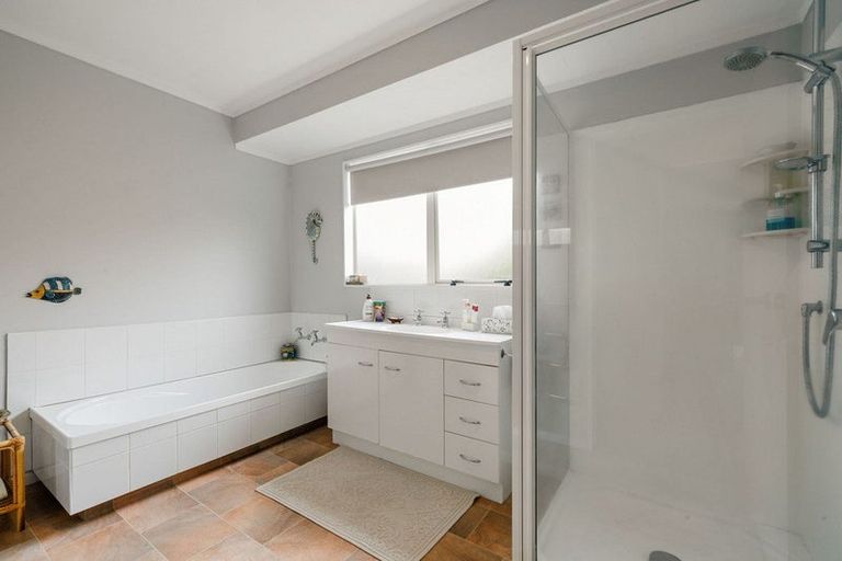 Photo of property in 57 Browning Street, Leamington, Cambridge, 3432