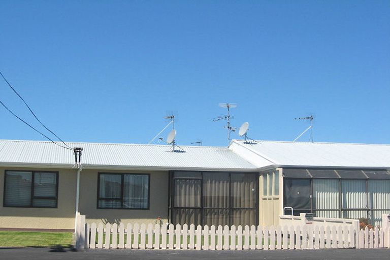 Photo of property in 2-1a Keiss Street, Blenheim, 7201