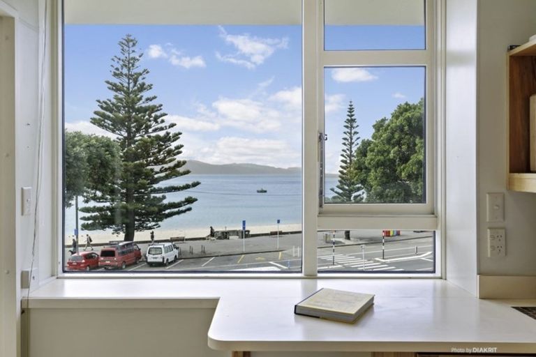 Photo of property in Clifton Towers, 202 Oriental Parade, Oriental Bay, Wellington, 6011