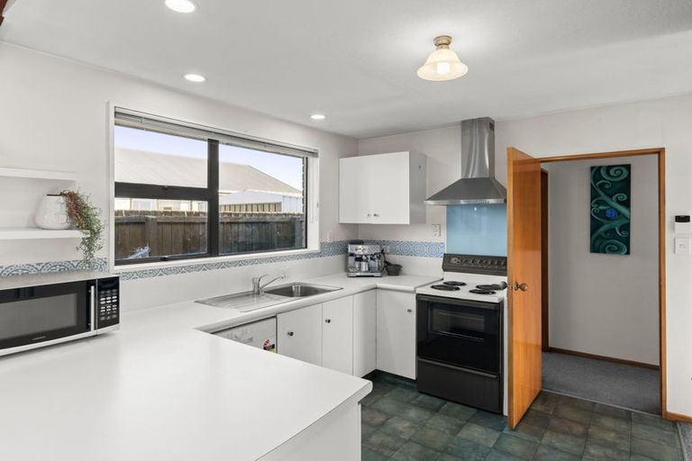 Photo of property in 2/26 Neill Street, Hornby, Christchurch, 8042