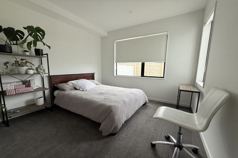 Photo of property in 10 Maraeariki Avenue, Orewa, 0931