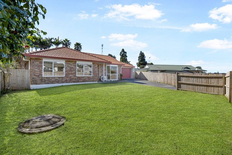 Photo of property in 46 Patts Avenue, Glendene, Auckland, 0602